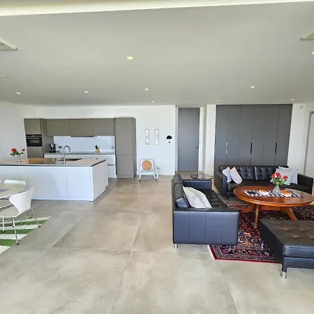 Finisterra Lux אלבופיירה